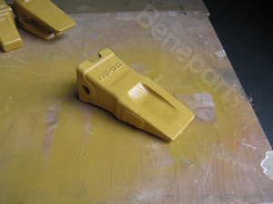 Tooth Standard Bucket Teeth Parts 2713-00057