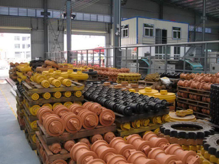 Mini Excavator Rubber Track Undercarriage Ex220-2 Machinery Lubricated Dry Track Link Shoe Assy Track Chain Group for Bulldozer Parts Cx330