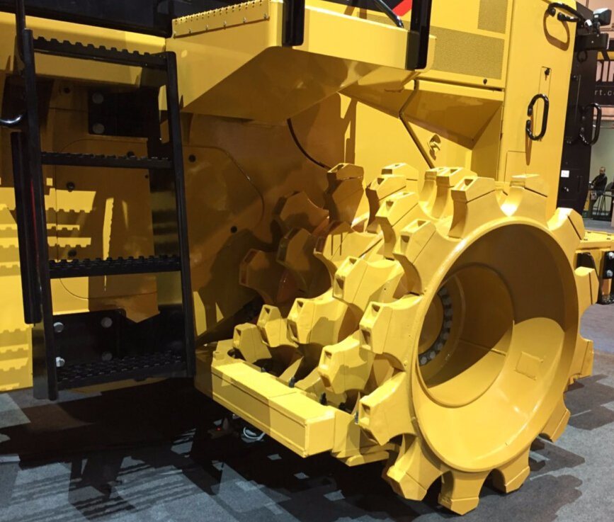 Excavator Spare Parts 2571820 Base