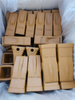 Ground Engaging Tools Spare Parts Adapter 61N8-31310 Hyundai Excavator Part Teeth Heavy Duty