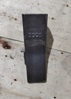 Construction Equipment Spare Parts H & L-CASE Tooth standard 230S