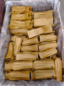 Liebherr 10451114 Bucket Tooth Z40CL 