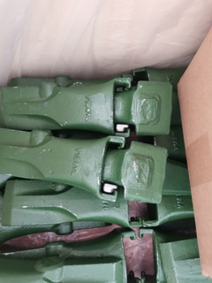 Ground Engaging Tools Spare Parts Teeth V18SYL ESCO Excavator Part