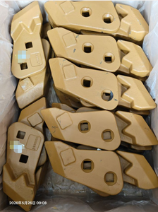 CAT 966 Loader Corner Guard RH 253-0064