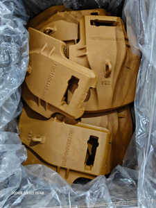 TBC120X440-2LB ESCO Toplok Lip Shrouds Left for Excavator