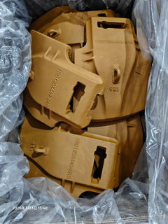 TBC120X440-1B ESCO Toplok Lip Shrouds Center for Excavator